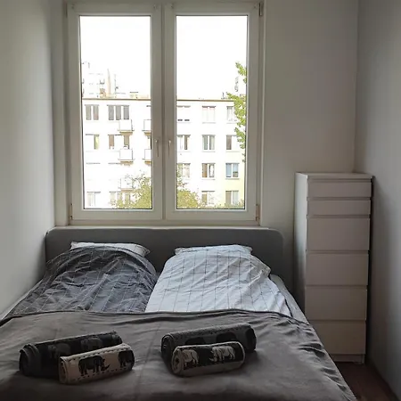 Lenki Apartamenty Metro Brodno Warsaw Exterior photo